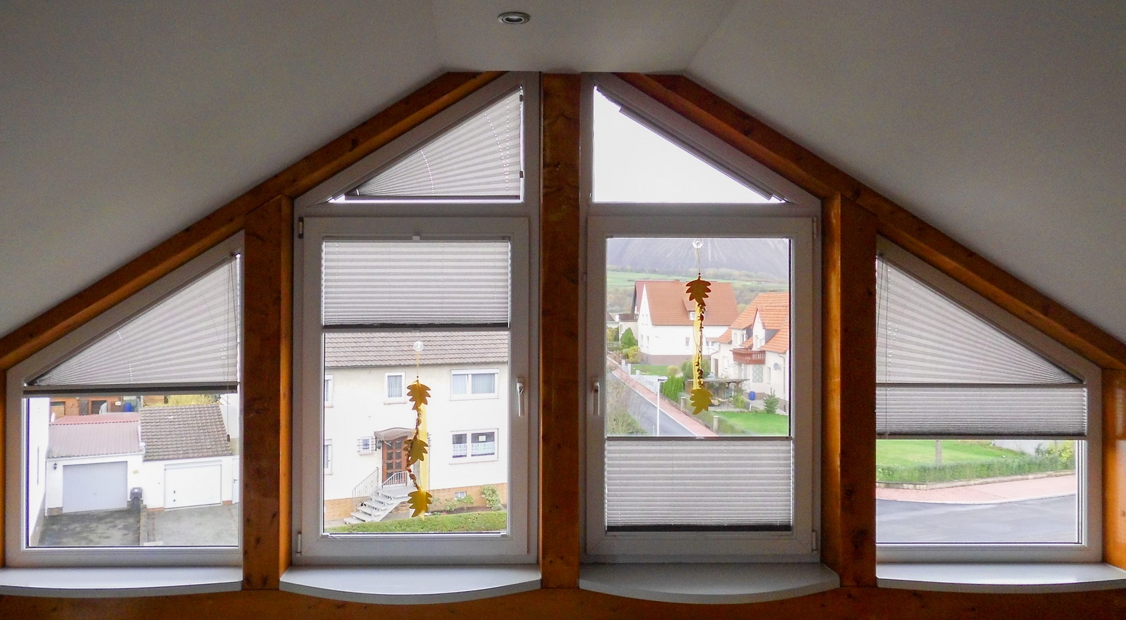 Plissees f�r jede Fensterform